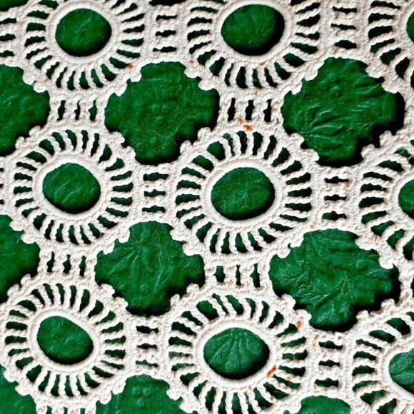 Handcrafted Ecru Vintage Doilies, 3 Rectangular Pieces Pressed & Starched - Picture 5 of 7